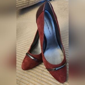 Bandolino Burgundy Suede Pointed Toe Heels with Patent Trim